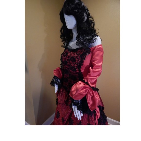 Tena Rae Custom size 10 RED/BLACK - Picture 10 of 11